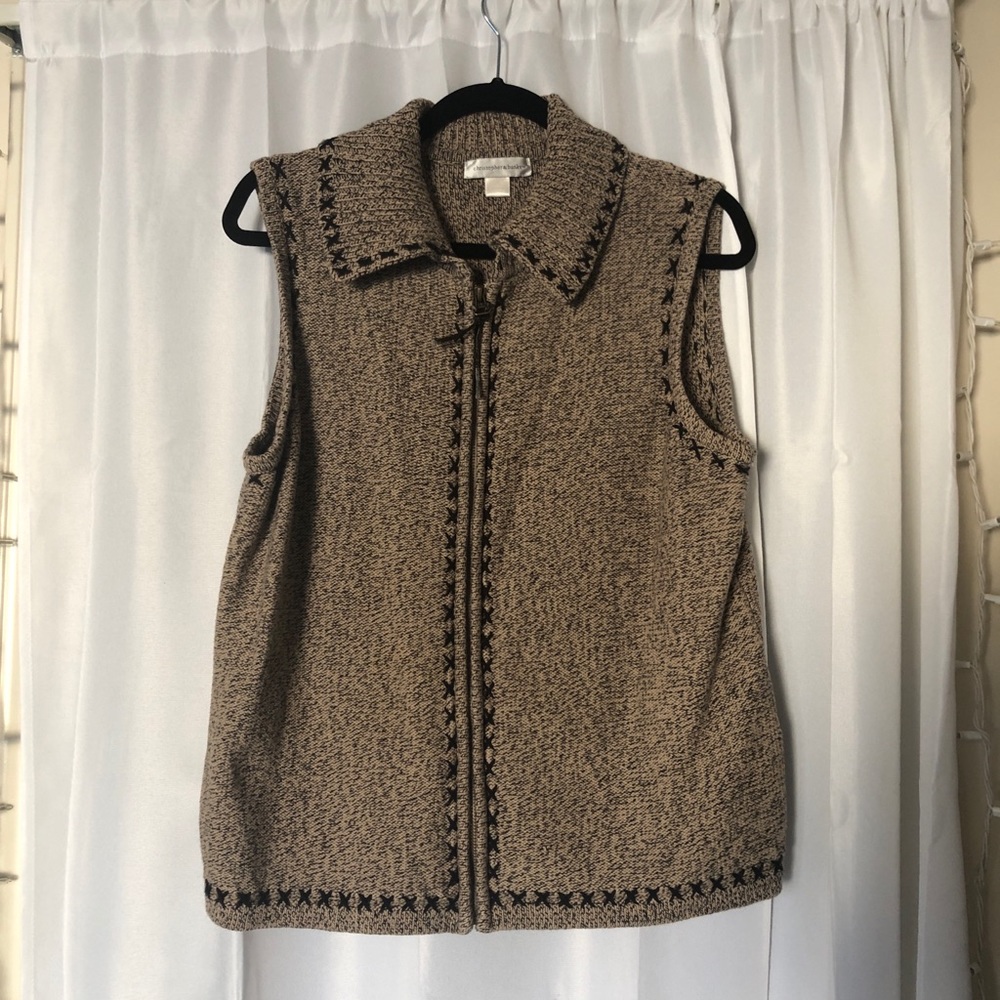 Christopher and banks vest